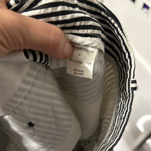 Theory Black and White Seersucker Shorts - Picture 4 of 6